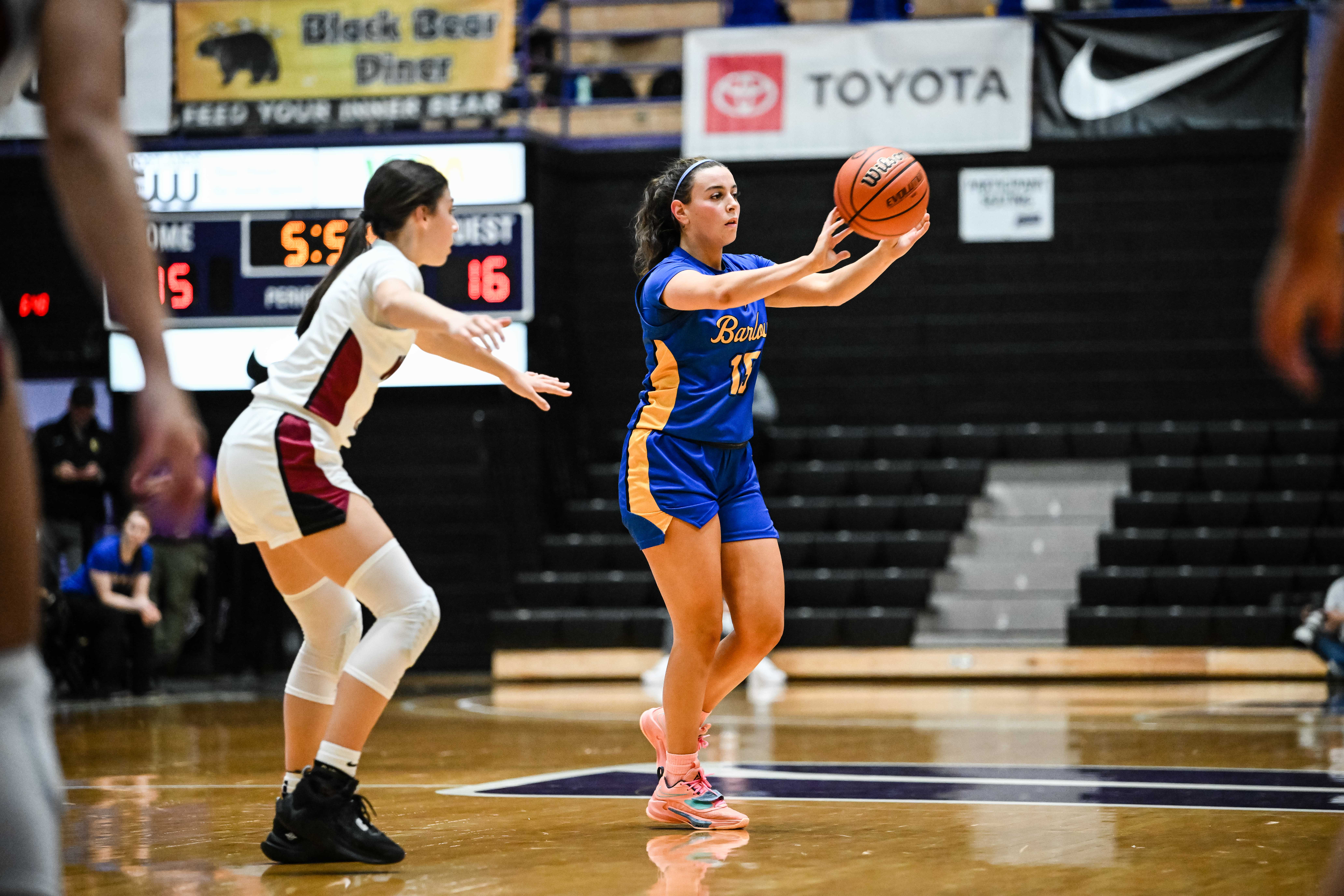 Barlow Tualatin 6A Oregon girls basketball quarterfinal Naji Saker -54